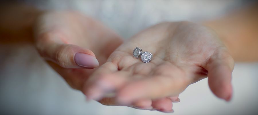 Unveiling Uniqueness: Your Guide to Finding Unique Wedding Rings in Australia | H&H Jewellery