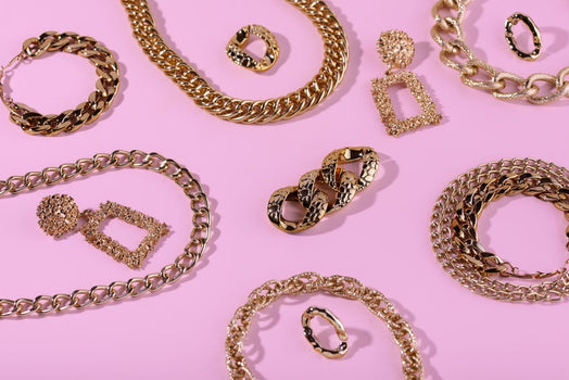 Yellow Gold Jewellery | Yellow Gold Rings | Yellow Gold Earrings | Yellow Gold Chains Necklaces & Pendants | Yellow Gold Bracelets & Bangles | H&H Jewellery