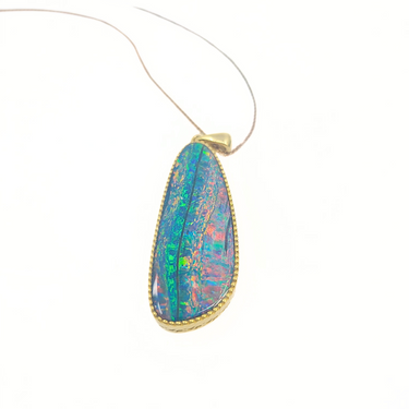 9K Yellow Gold Opal Pendant