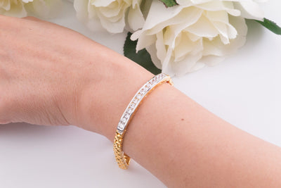 What is a Tennis Bracelet?