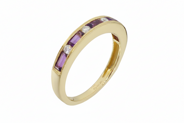 18K Yellow Gold 0.53ct Amethyst and Diamond Ring