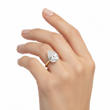 18K Gold 3.02CT E/VVS2 Pear Shape Solitaire Lab Grown Diamond Engagement Ring