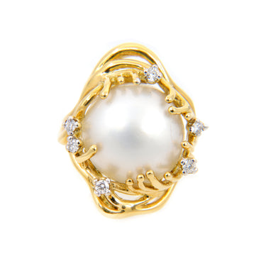 18K Yellow Gold White Mabe Pearl and Diamond Ring | Pearl Jewellery Australia | Pearl Jewellery Melbourne | Pearl Rings Australia | H&H Jewellery