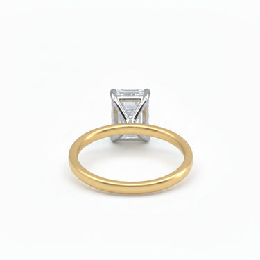 18KYW 1LGD 5.03CT E/VVS2 Emerald Cut Lab Grown Diamond Solitaire Engagement Ring