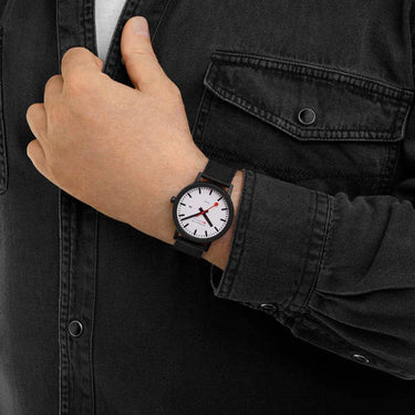 Mondaine - Essence Solar Black, 41 mm MS1.41910.LB