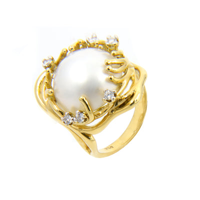 18K Yellow Gold White Mabe Pearl and Diamond Ring | Pearl Jewellery Australia | Pearl Jewellery Melbourne | Pearl Rings Australia | H&H Jewellery