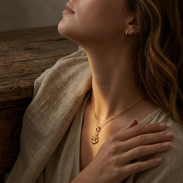 9K Yellow Gold Anchor Pendant