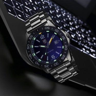 Luminox Pacific Diver blue dial and black bezel XS.3123