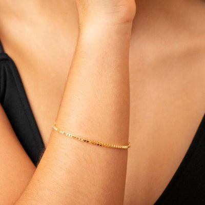 9K Yellow Gold Hollow Box Bracelet | Gold and Diamond Bangles Melbourne | Gold and Diamond Bangles Australia | H&H Jewellery