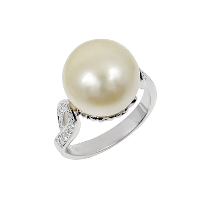 18K White Gold White South Sea Pearl and Diamond Ring | Pearl Engagement Ring Melbourne | Diamond Engagement Rings Melbourne | H&H Jewellery